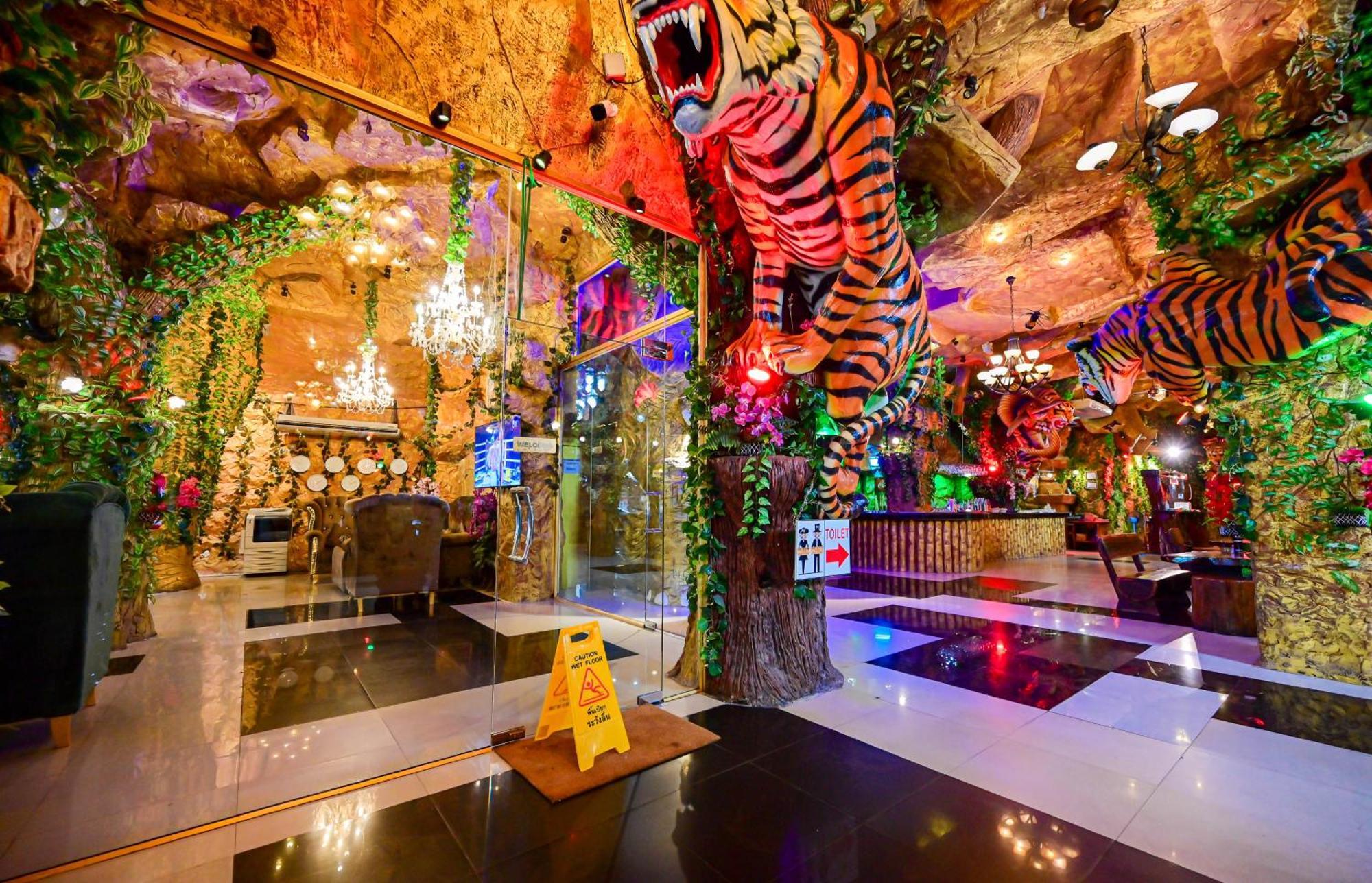 Tiger Complex Hotel Patong المظهر الخارجي الصورة