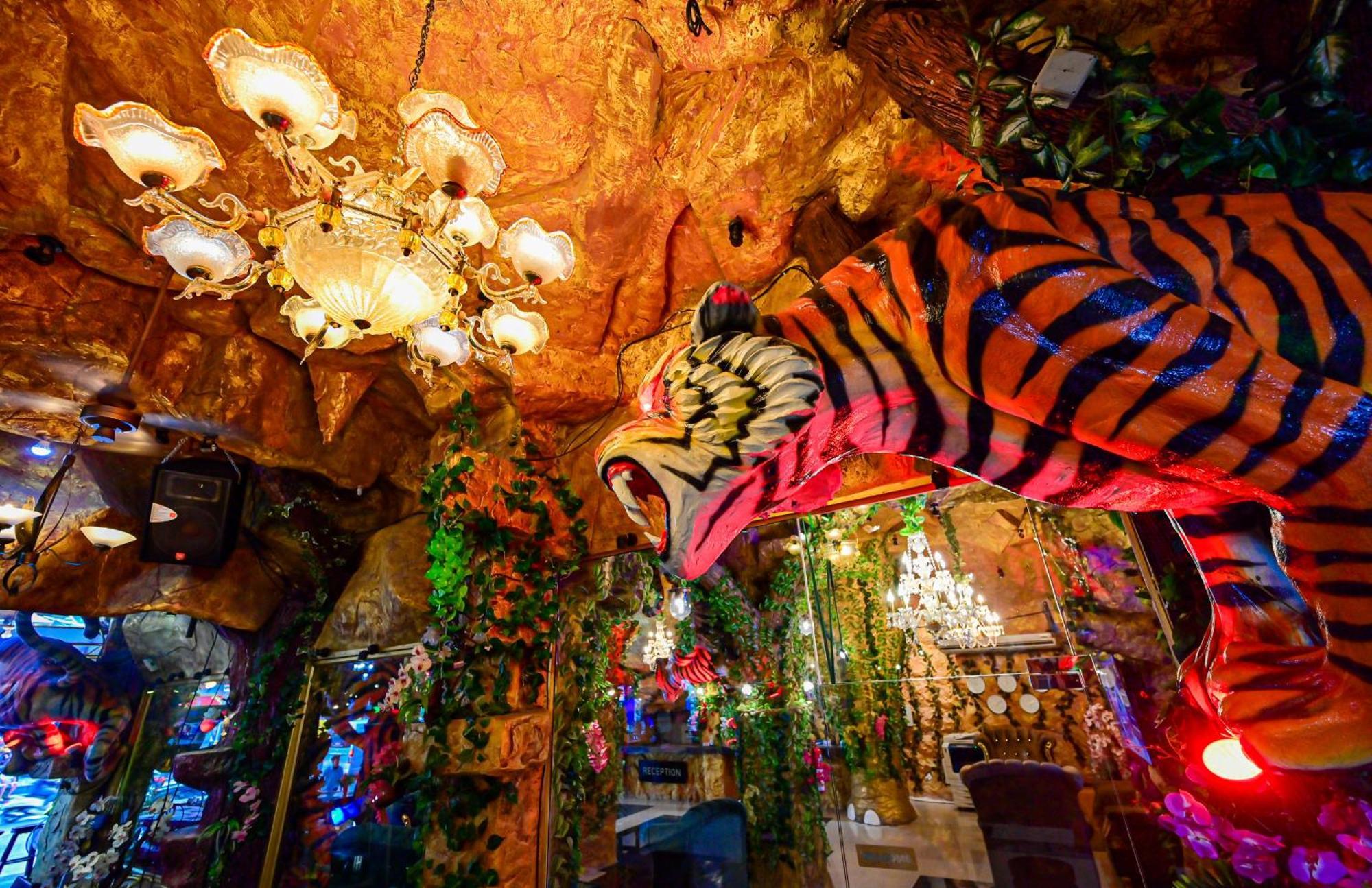 Tiger Complex Hotel Patong المظهر الخارجي الصورة